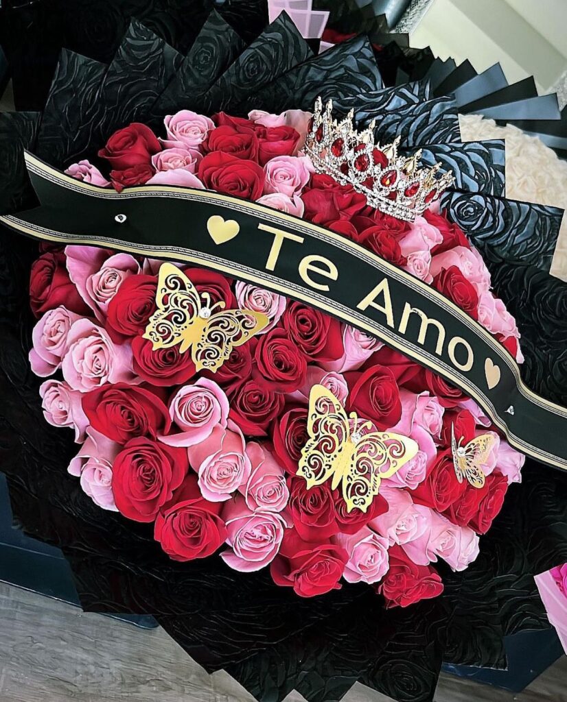 BOUQUET 50 RED AND PINK. $185.00